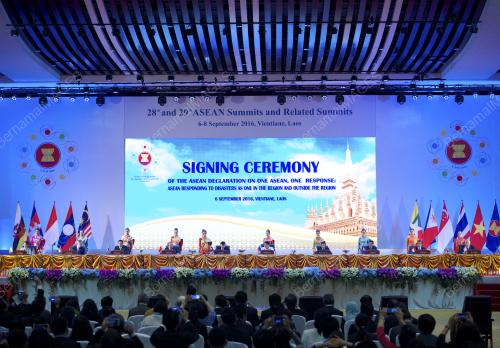 LAOS29_06092016_PM
