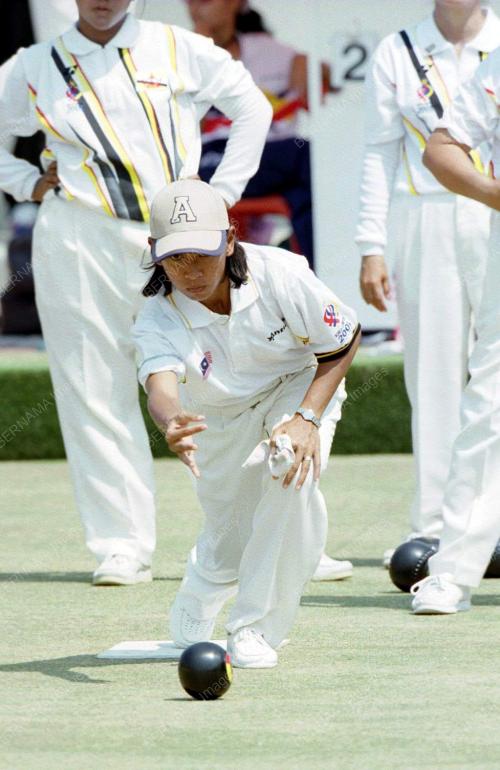 LAWN BOWLS - WOMEN