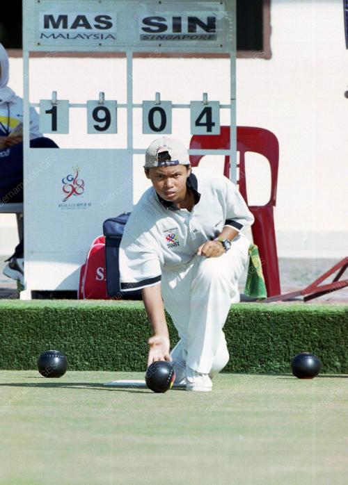 LB01-14_09_2001_LAWN_BOWLS_02022016