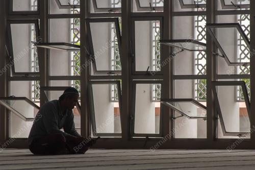 MEMBACA AL-QURAN