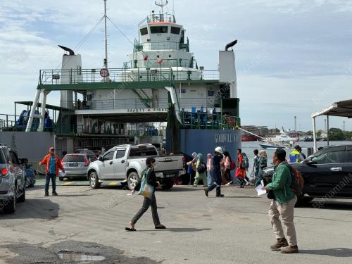 TERMINAL FERI DAN BOT LAJU SESAK