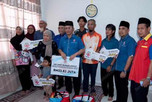 DATUK DR NA'IM MOKHTAR