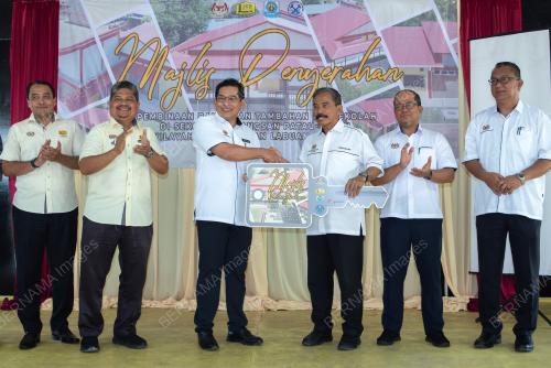 PENYERAHAN PROJEK SIAP JKR-PENDIDIKAN