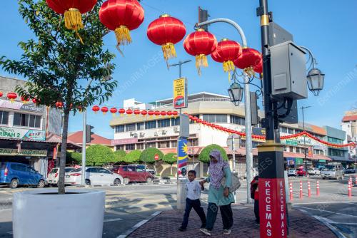 HIASAN TANGLUNG TAHUN BAHARU CINA