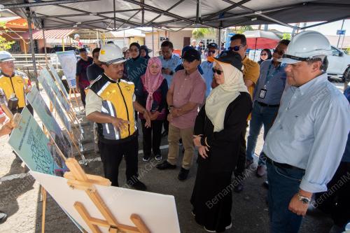 PROJEK MENAIKTARAF JAMBATAN PATAU-PATAU 1