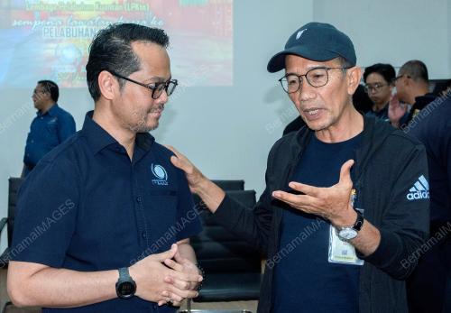 DATUK AZAN ISMAIL