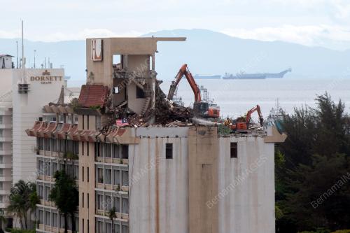 HOTEL LABUAN DEMOLITION
