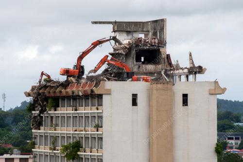 HOTEL LABUAN DEMOLITION