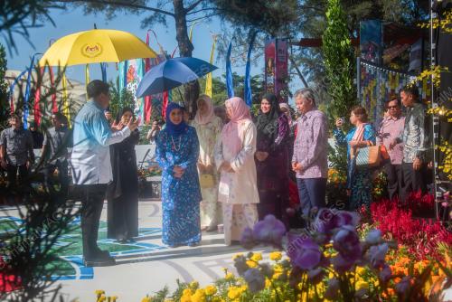 RAJA ZARITH SOFIAH