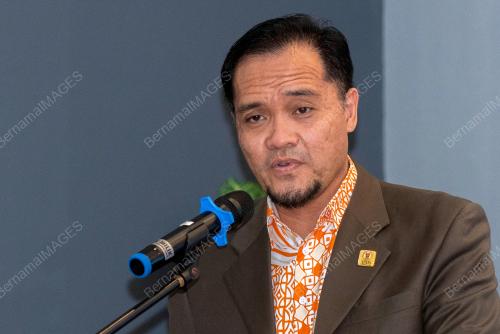 ASSOC PROF DR MOHD HANAFI AHMAD HIJAZI