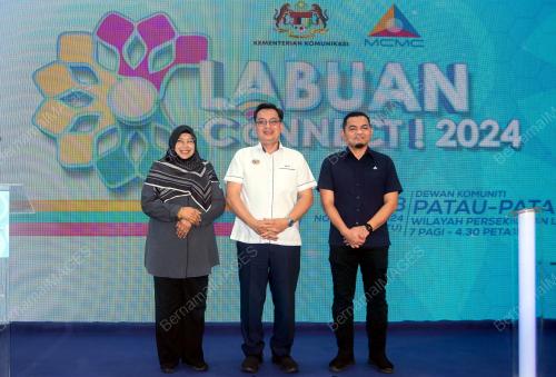 NIK KAMARUZAMAN NIK HUSIN