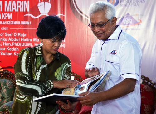 LGK01_01032015_BERKENAN_BUKU