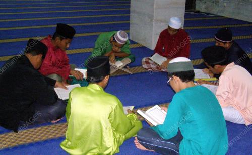 TADARUS AL-QURAN