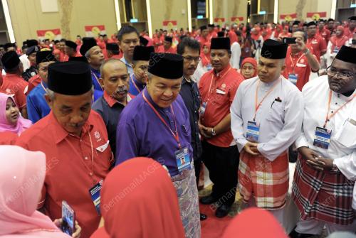 LGK01_02092016_UMNO