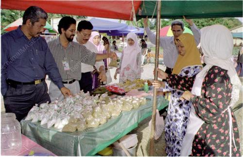 LGK01_05022016_RAMADAN