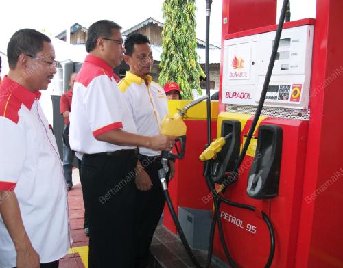 ISMAIL SABRI YAAKOB