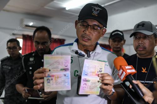 DATUK SERI KHAIRUL DZAIMEE DAUD