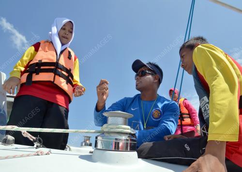 LGK01_13022014_PELAJAR