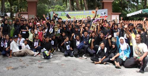LARIAN HIJAU