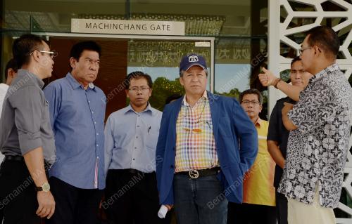 LGK01_18042015_LAWATAN