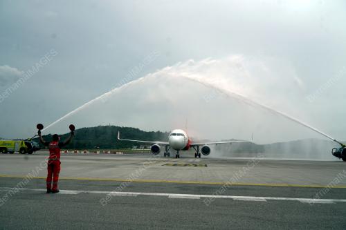 LAPANGAN TERBANG ANTARABANGSA LANGKAWI
