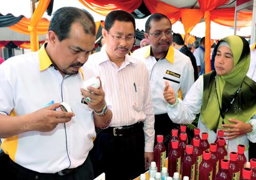 DATUK SERI JAMIL KHIR BAHAROM