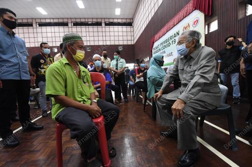 TUN MAHATHIR MOHAMAD