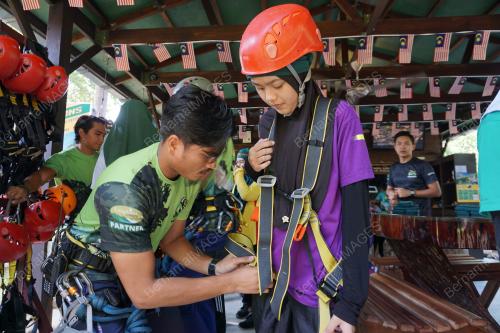 LGK01_26092019_UMGAWA_ZIPLINE