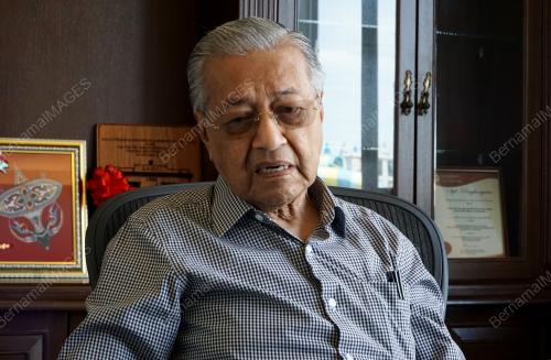 TUN DR MAHATHIR MOHAMAD
