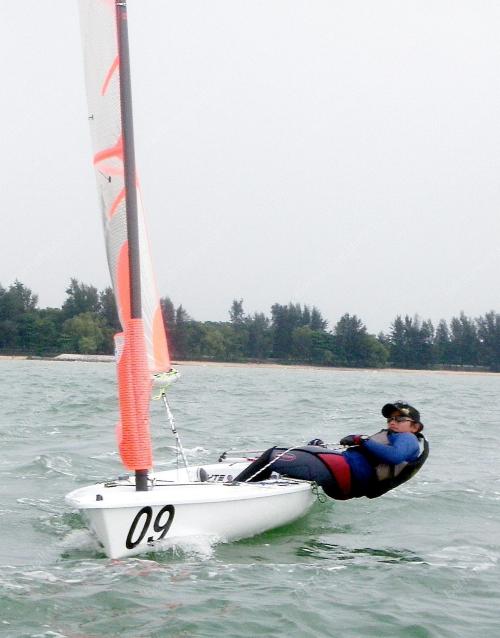 PERAHU LAYAR