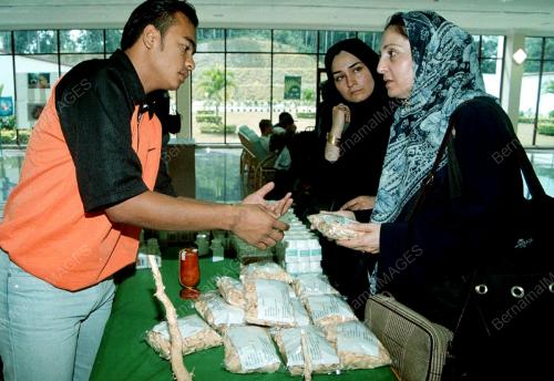 AKAR TONGKAT ALI