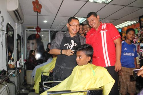 LGK01_31122015_GUNTING_RAMBUT