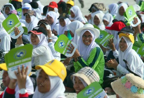 SELAMATKAN BUMI KITA