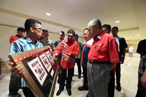 LGK02_02062018_TUN_M_DI_LANGKAWI
