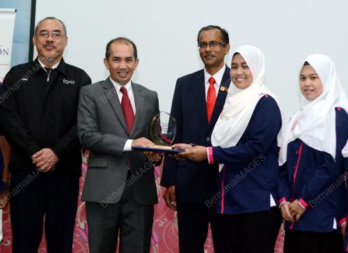 LGK02_04082016_ANUGERAH