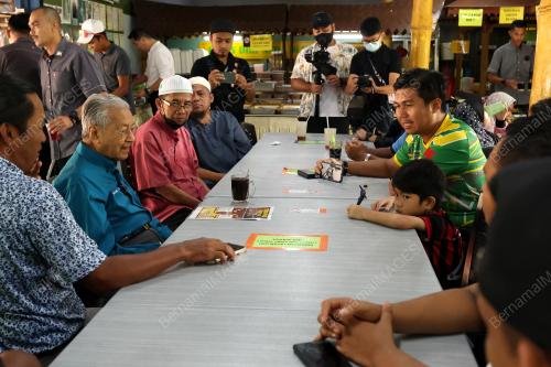 TUN MAHATHIR MOHAMAD