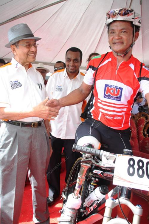 MAHATHIR MUHAMMAD