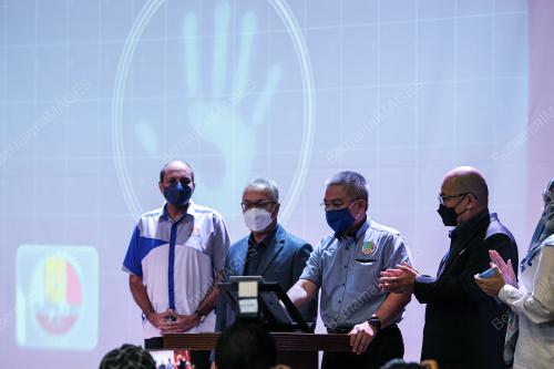 DATUK SERI DR ADHAM BABA