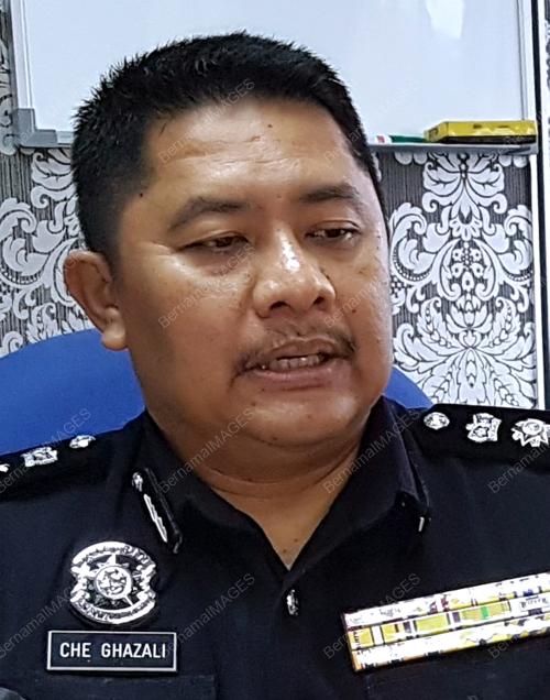 LGK02_08102017_POLIS