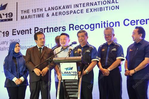 LGK02_11022019_LIMA_19_BN201902080010