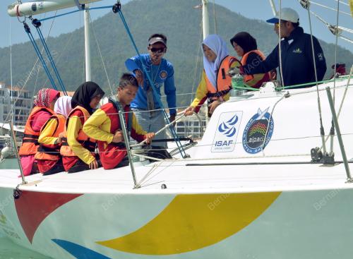 LGK02_13022014_PELAJAR