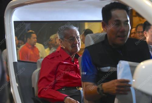 TUN DR MAHATHIR MOHAMAD