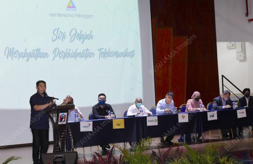 DATUK DR FADHULLAH SUHAIMI ABDUL MALEK