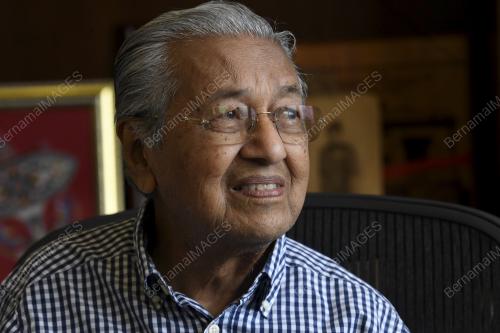 TUN MAHATHIR MOHAMAD