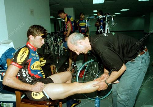 MASSAGING