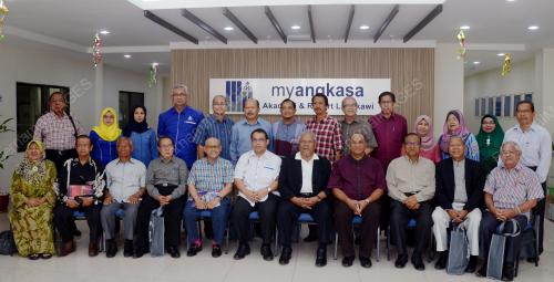 LGK02_22092016_KENANGAN
