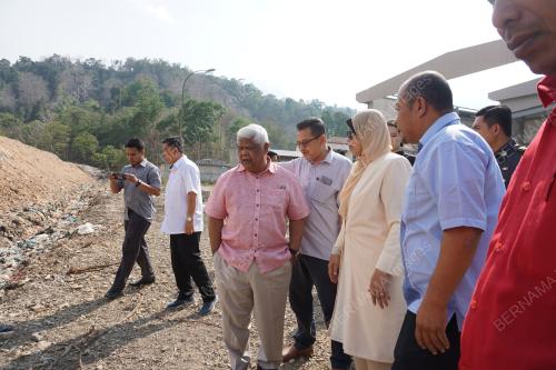 ZURAIDA KAMARUDDIN
