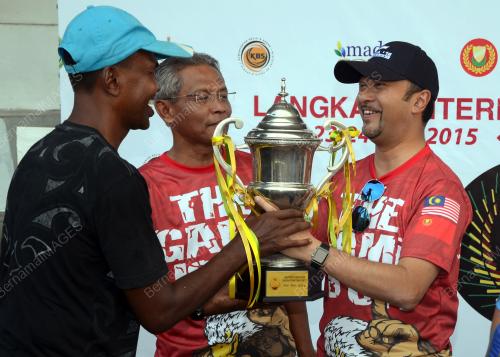 LGK02_24052015_PIALA
