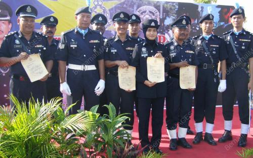 HARI POLIS KE-203