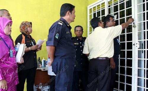 NOTIS CUKAI PINTU